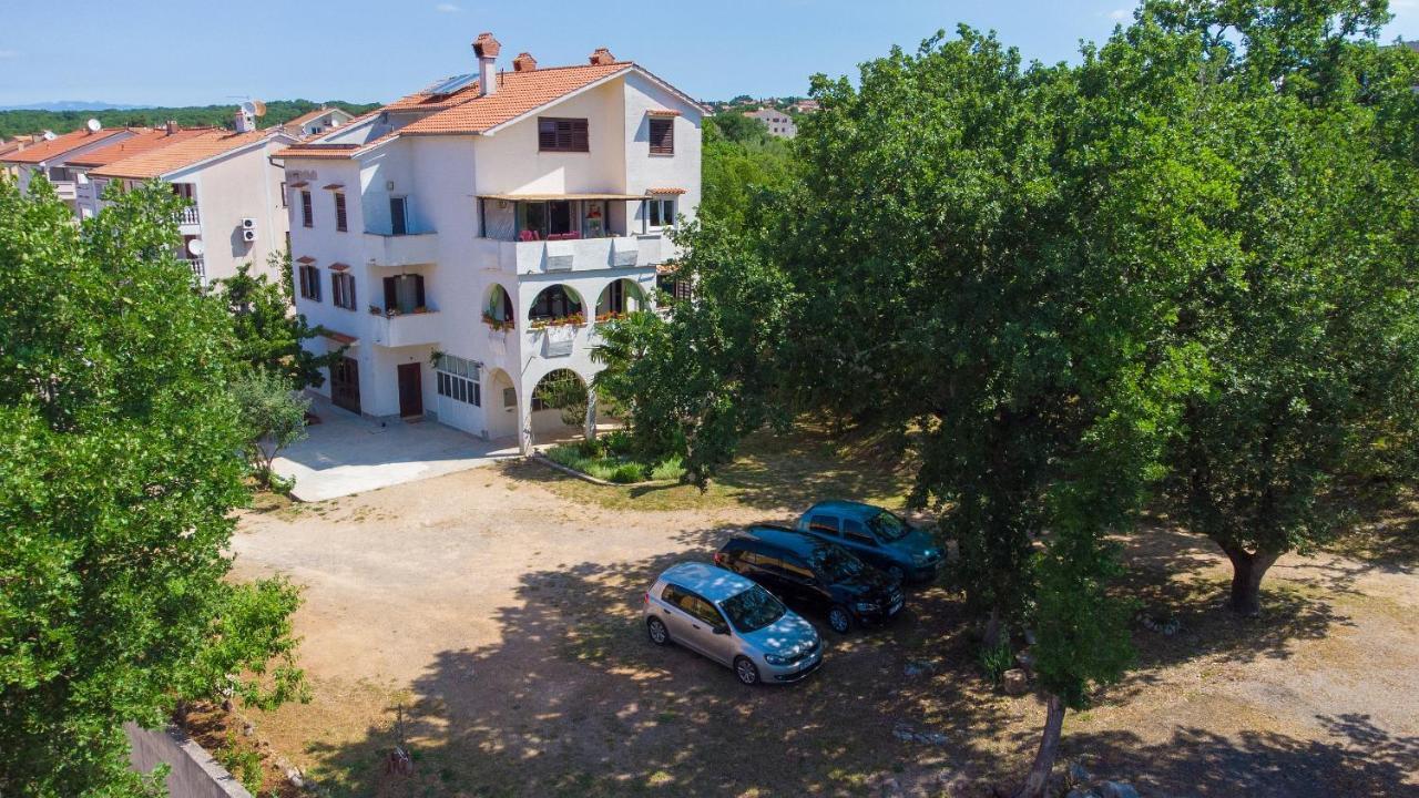 Apartman Mihael Malinska Ngoại thất bức ảnh