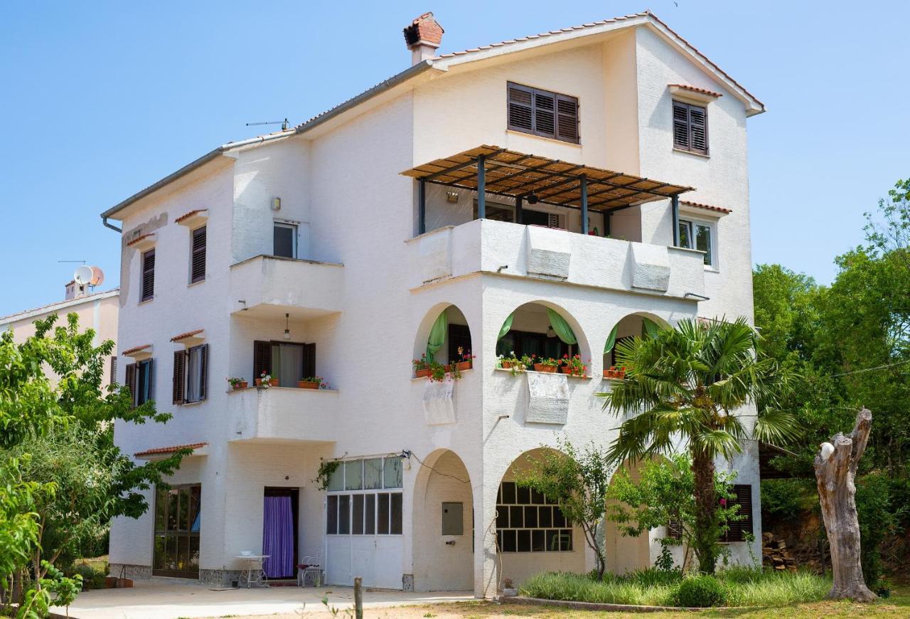 Apartman Mihael Malinska Ngoại thất bức ảnh