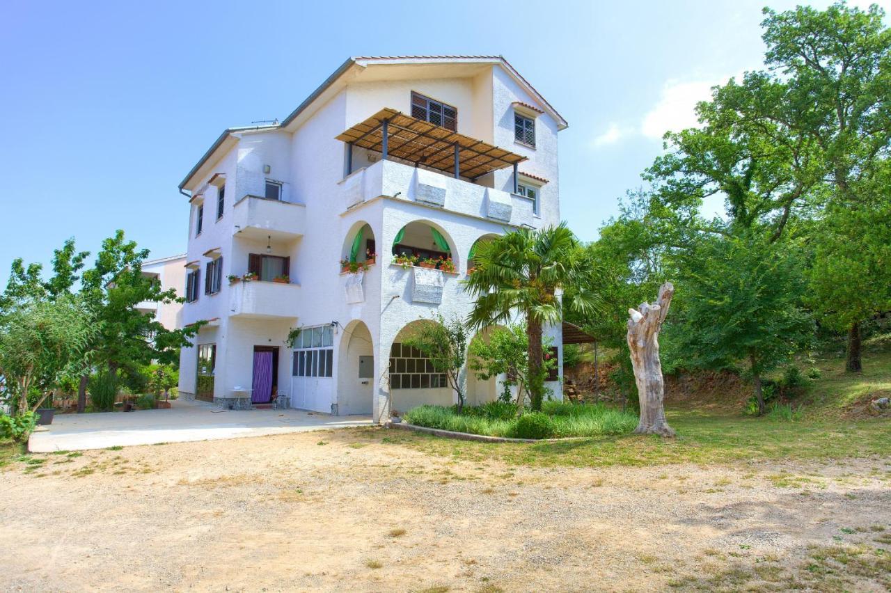 Apartman Mihael Malinska Ngoại thất bức ảnh