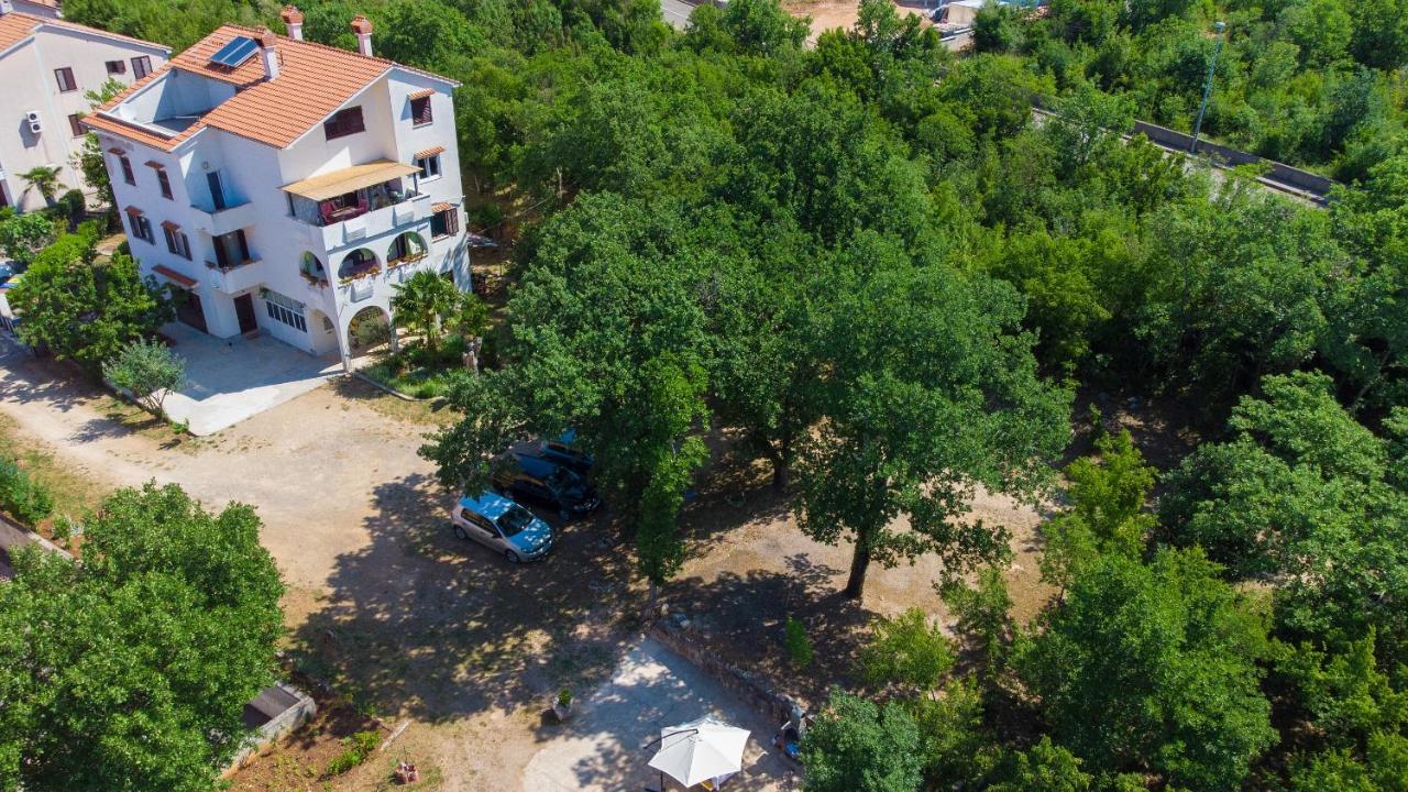 Apartman Mihael Malinska Ngoại thất bức ảnh
